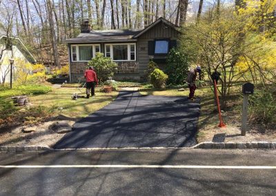 NJ-ASPHALT-PAVING-SERVICES-Asphalt-Paving-Seal-Coating-4-driveway