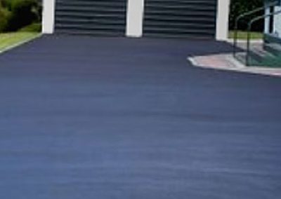 seal-coating-driveway-after-2-2