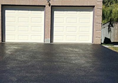 seal-coating-driveway-after-2